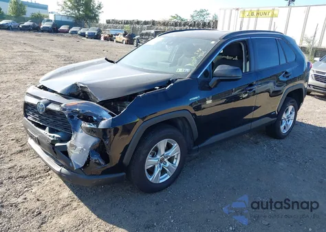 2021 Toyota Rav4 Hybrid Le z USA, uszkodzony, nr VIN 4T3LWRFV2MU013871